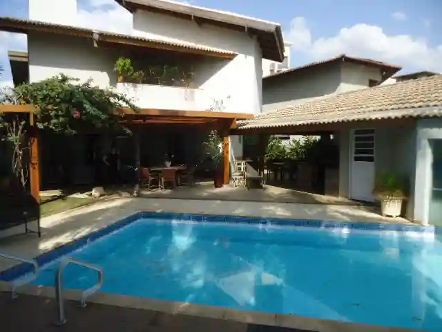 Casa de Condomínio à venda — foto 1 de 14