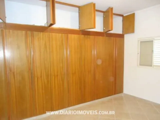 Casa à venda — foto 1 de 1
