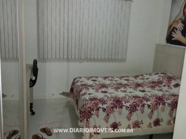 Casa à venda — foto 1 de 2