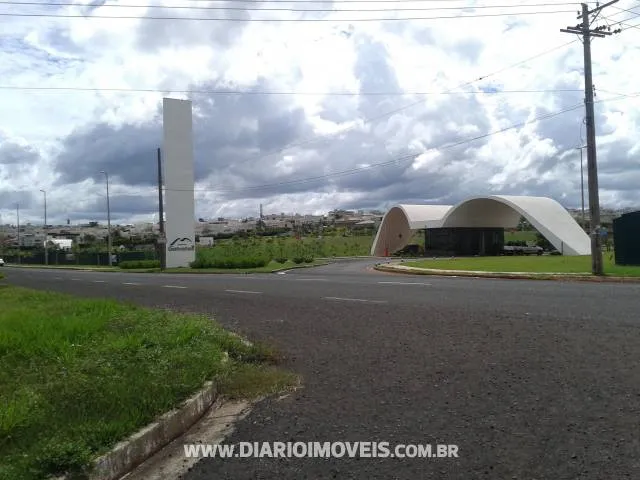 Terreno / Lote / Condomínio à venda — foto 1 de 6