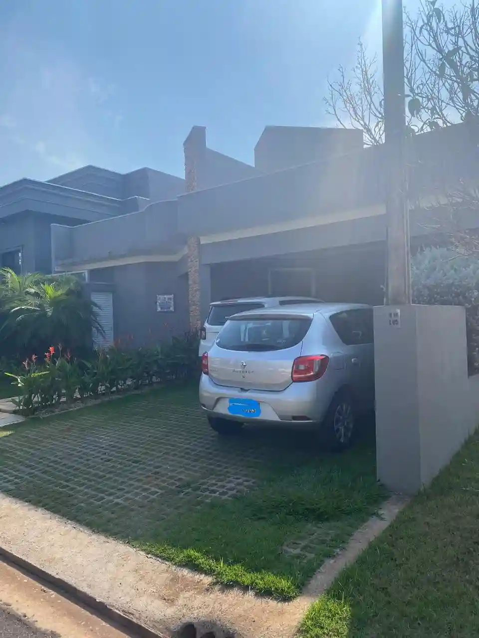 Casa de Condomínio com 3 quartos à venda, 220m² — foto 1 de 17