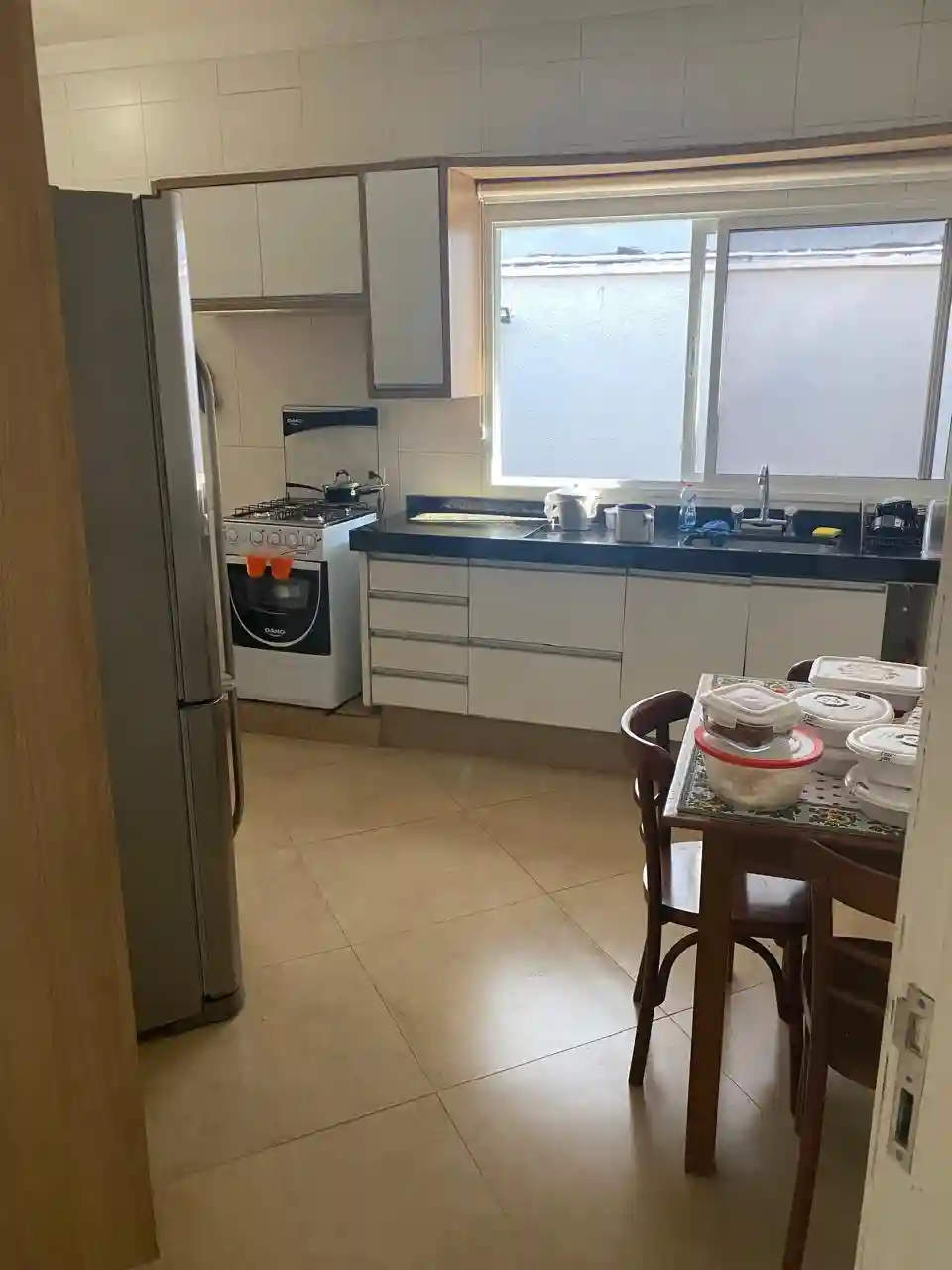 Casa de Condomínio com 3 quartos à venda, 220m² — foto 6 de 17