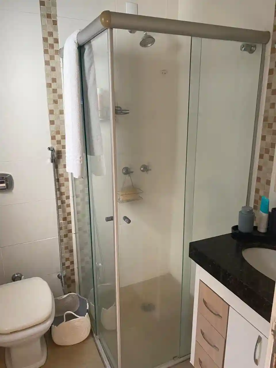 Casa de Condomínio com 3 quartos à venda, 220m² — foto 14 de 17