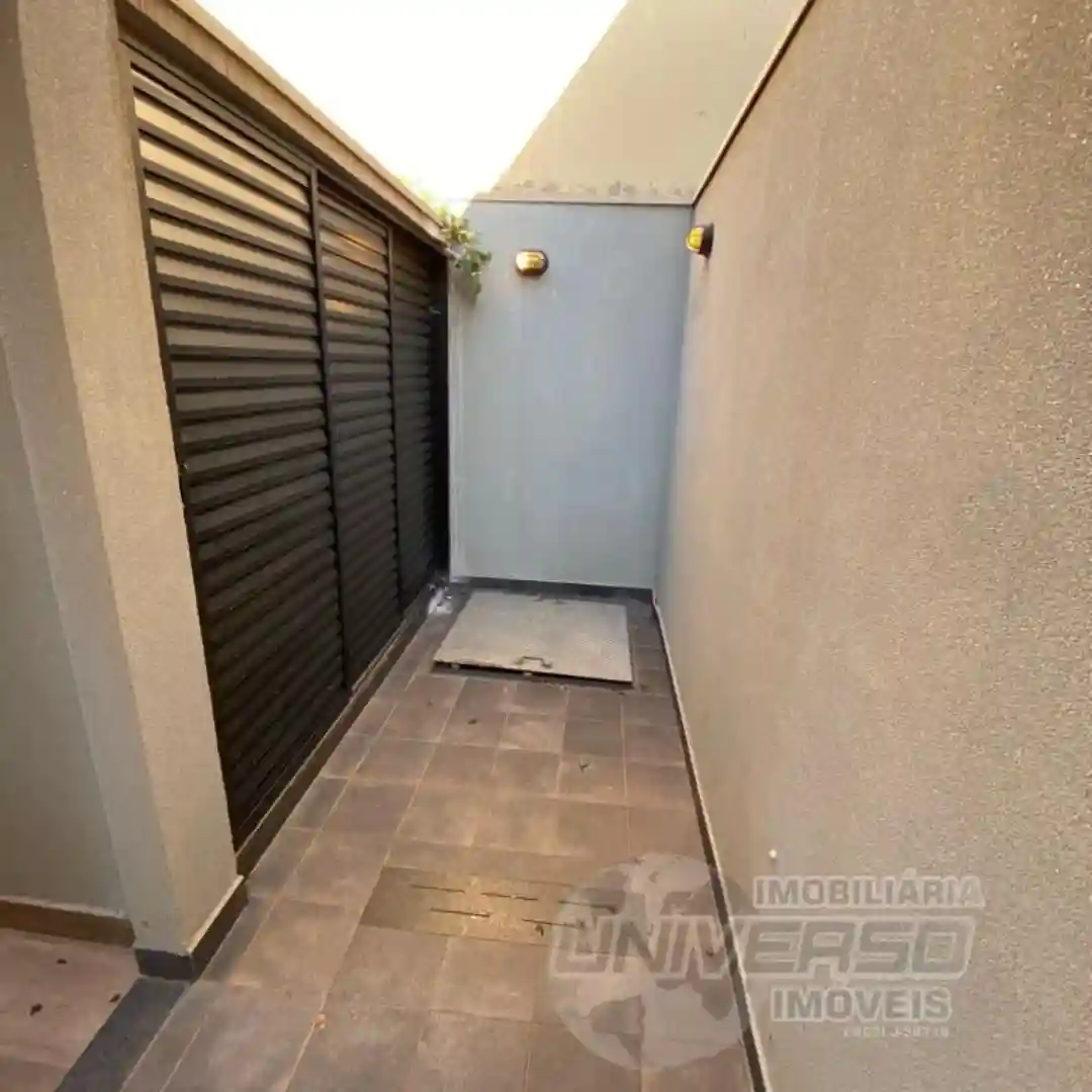 Casa com 3 quartos à venda, 237m² — foto 30 de 31