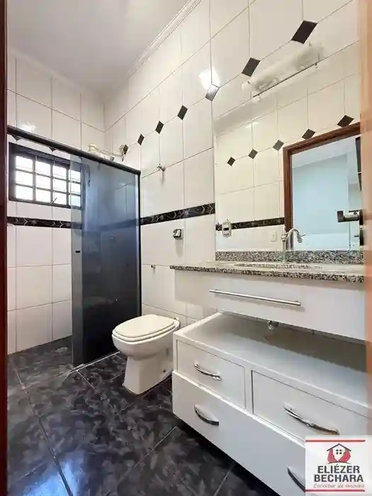Casa com 3 quartos à venda, 173m² — foto 4 de 27