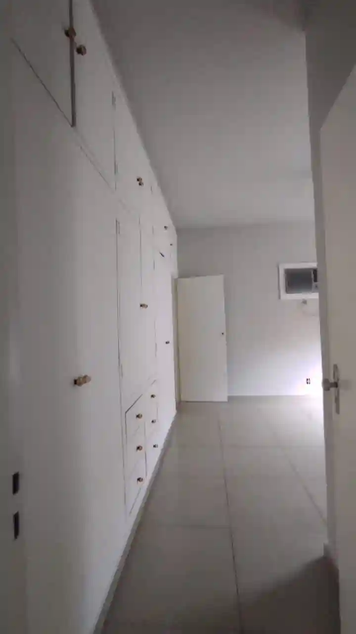 Casa com 3 quartos à venda, 167m² — foto 8 de 24