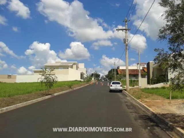 Terreno / Lote / Condomínio à venda — foto 5 de 6