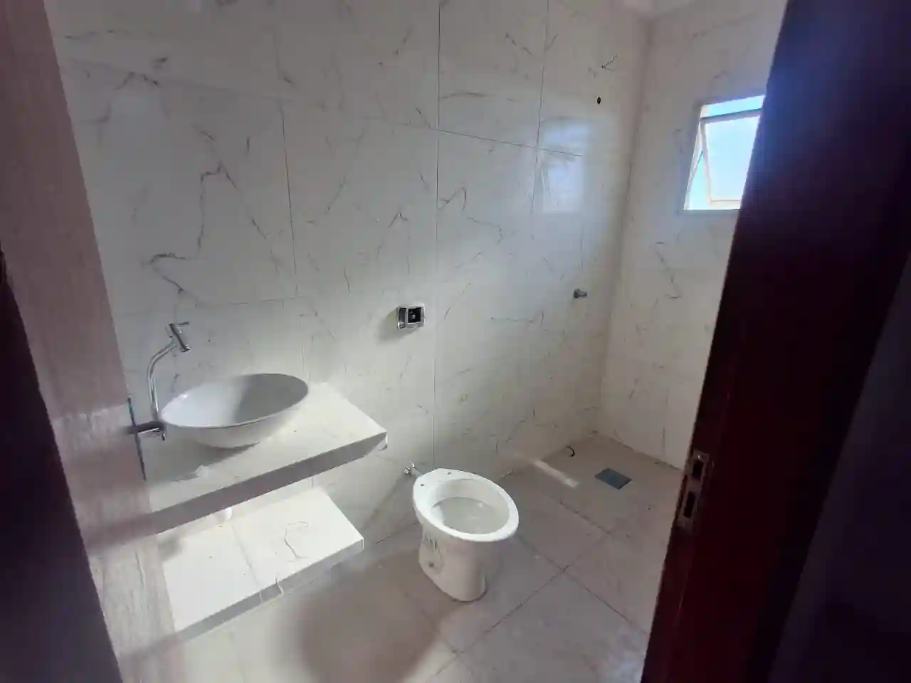 Apartamento com 3 quartos para aluguel, 80m² — foto 4 de 9