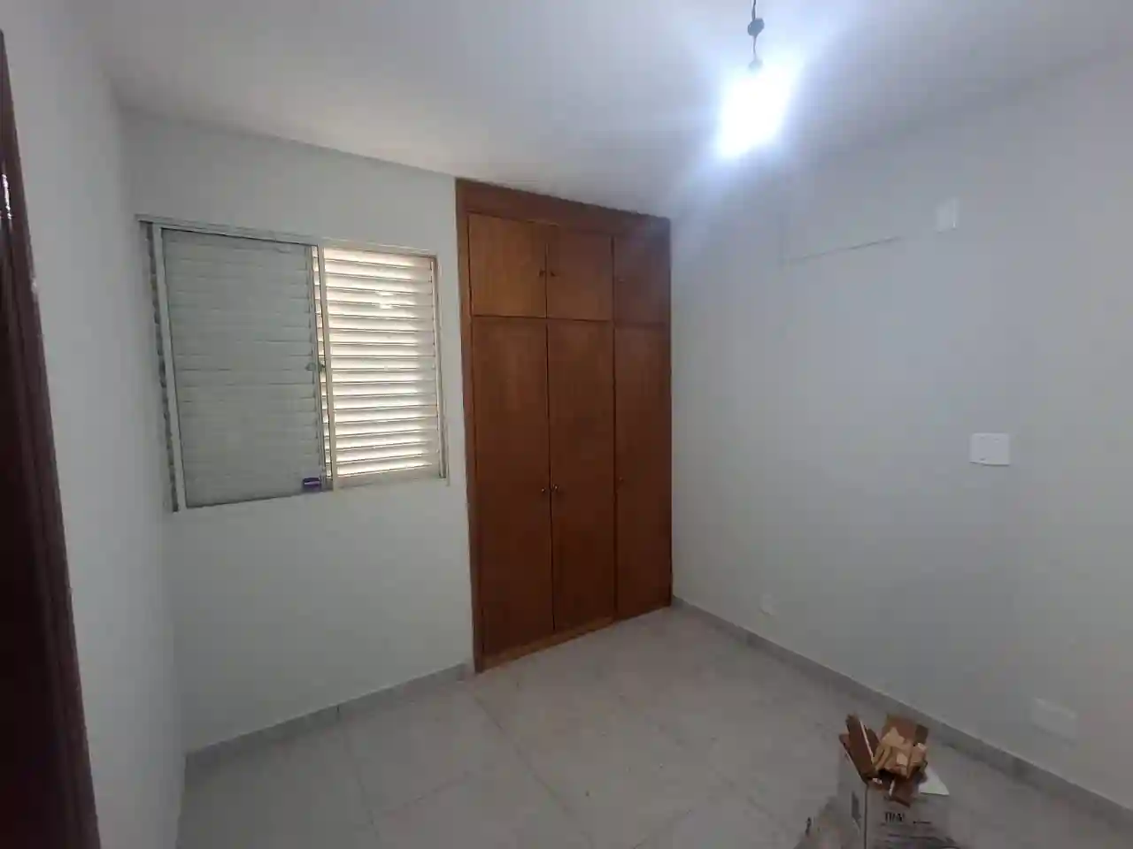 Apartamento com 3 quartos para aluguel, 80m² — foto 3 de 9