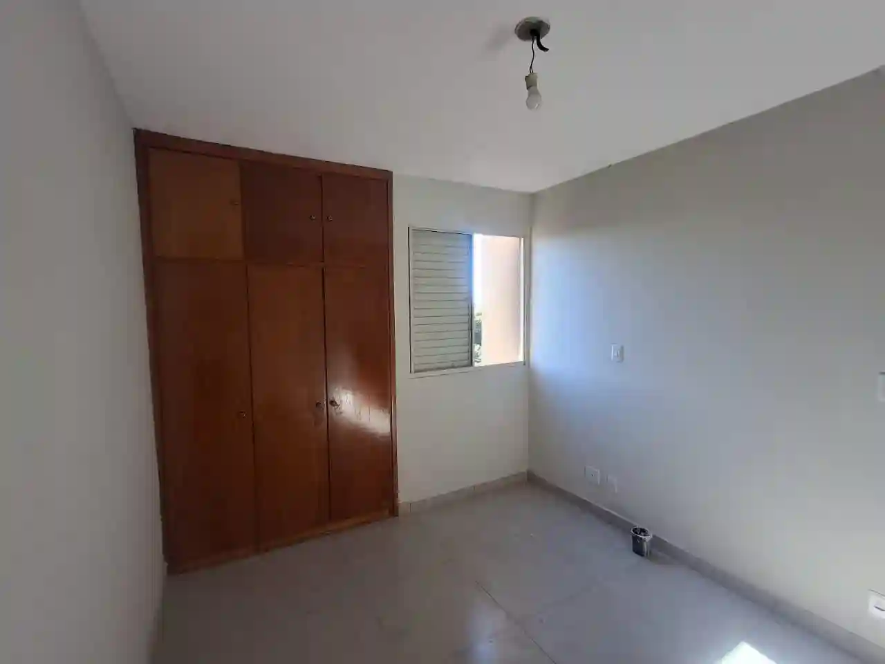 Apartamento com 3 quartos para aluguel, 80m² — foto 5 de 9