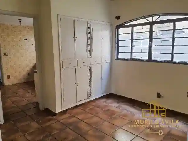 Casa Comercial com 10 quartos à venda, 360m² — foto 4 de 15