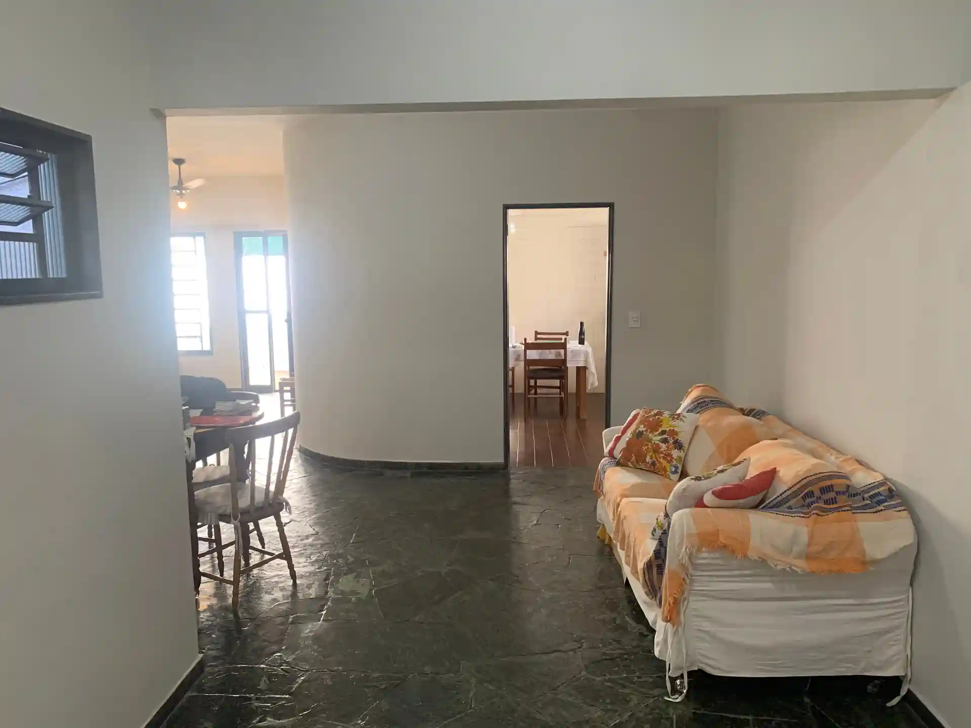 Casa com 3 quartos à venda, 340m² — foto 8 de 23