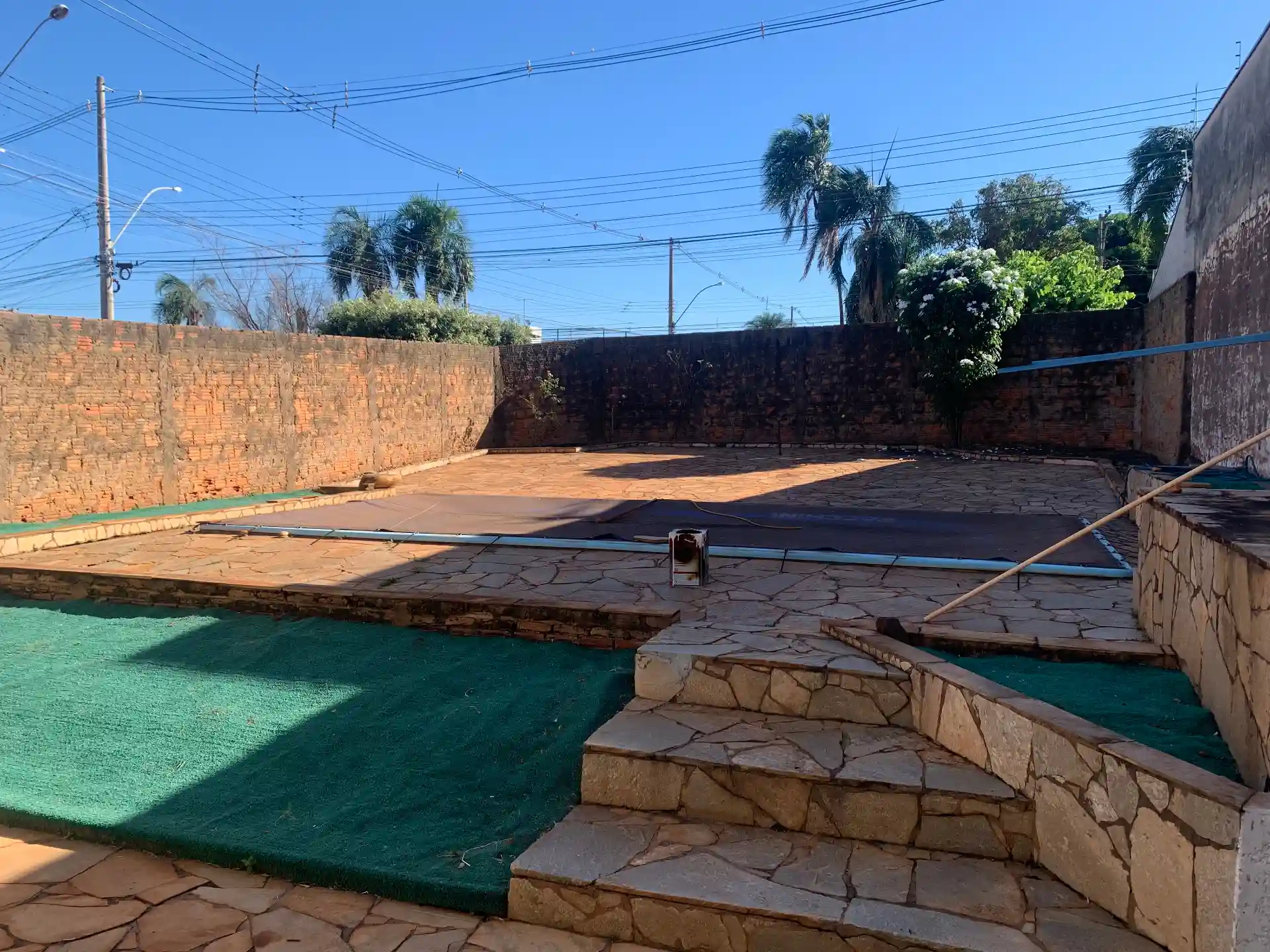 Casa com 3 quartos à venda, 340m² — foto 3 de 23