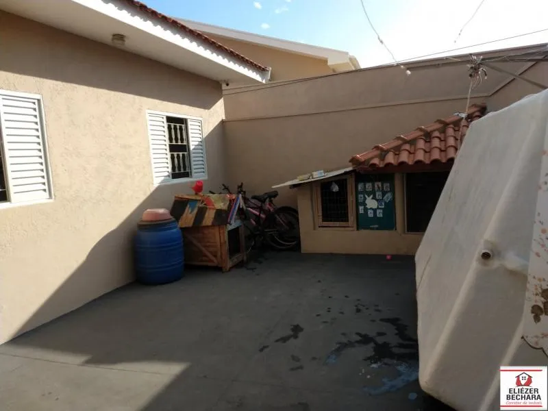 Casa à venda — foto 8 de 10
