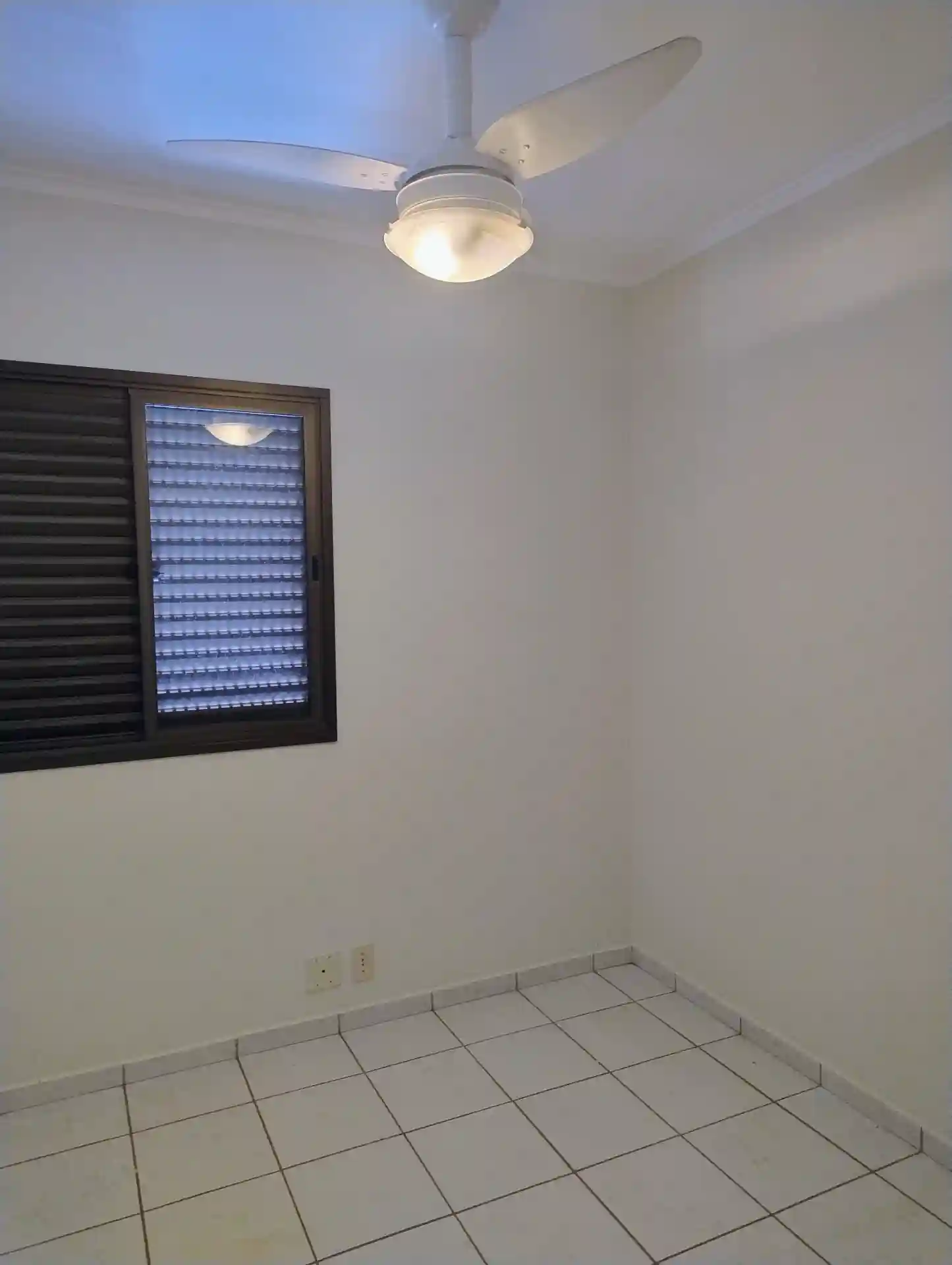 Apartamento com 3 quartos para aluguel, 80m² — foto 9 de 13