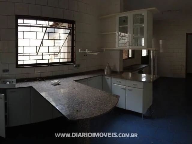 Casa à venda — foto 2 de 2