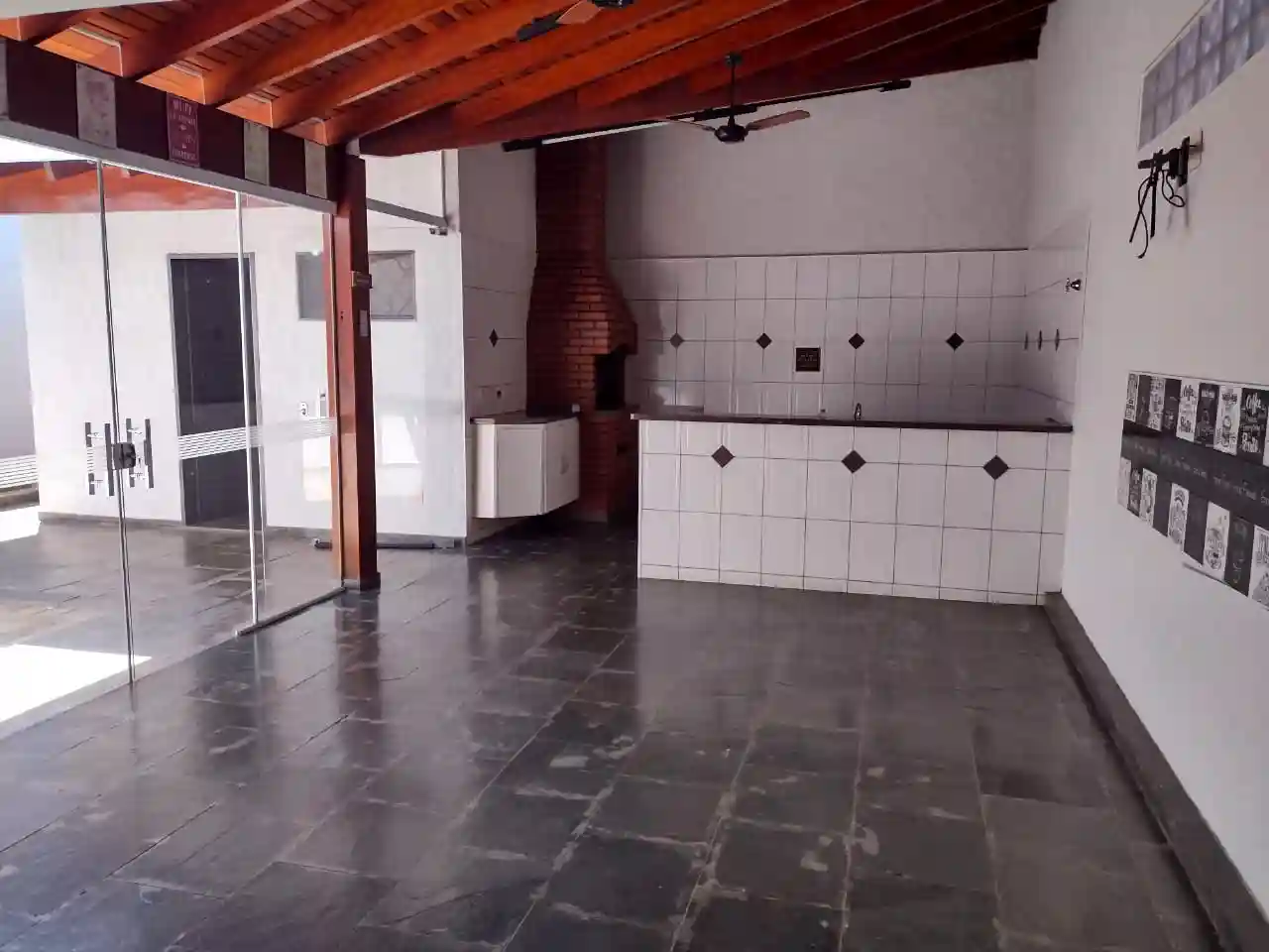 Casa com 3 quartos à venda, 200m² — foto 40 de 48