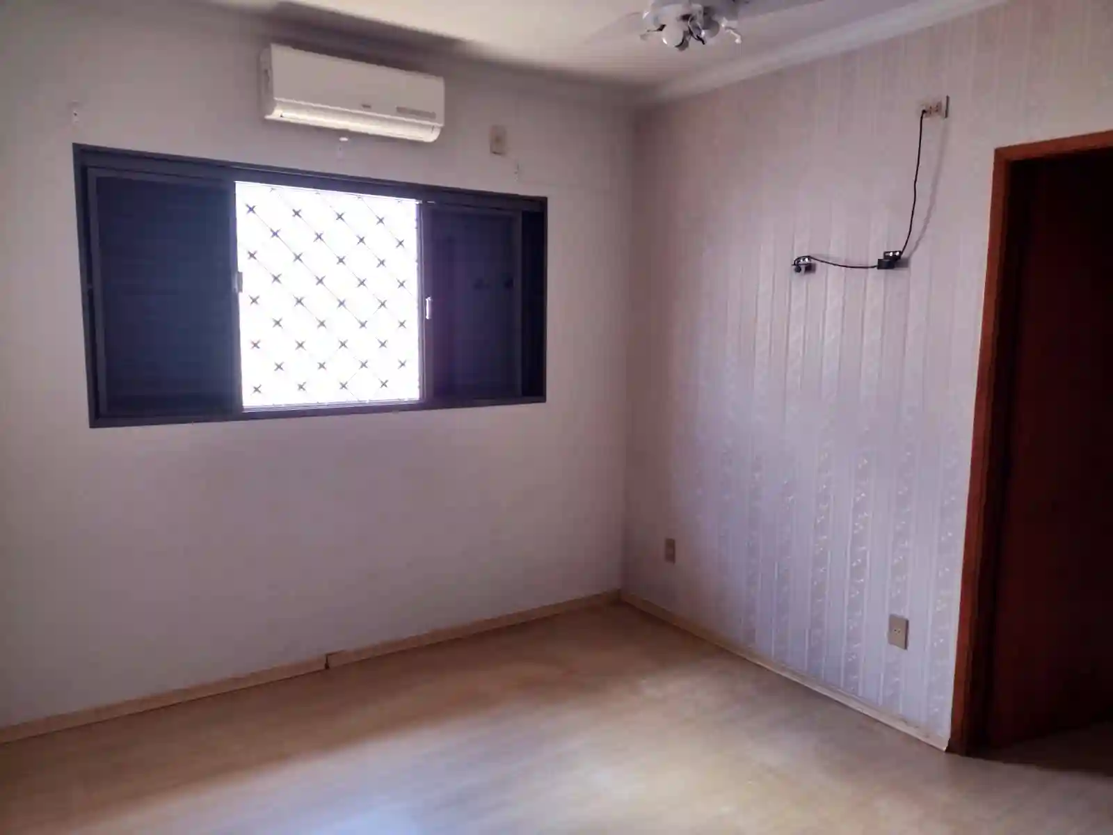Casa com 3 quartos à venda, 200m² — foto 20 de 48