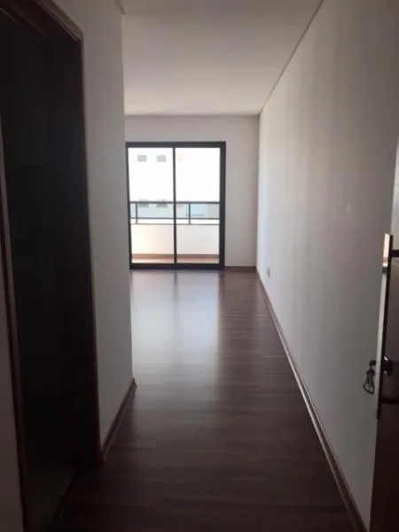 Apartamento à venda — foto 3 de 4