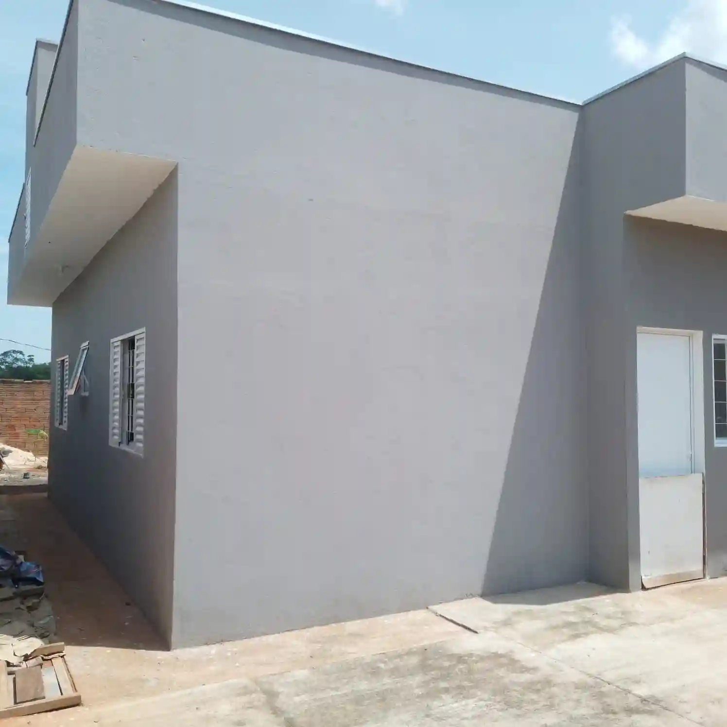 Casa com 2 quartos à venda, 200m² — foto 2 de 4