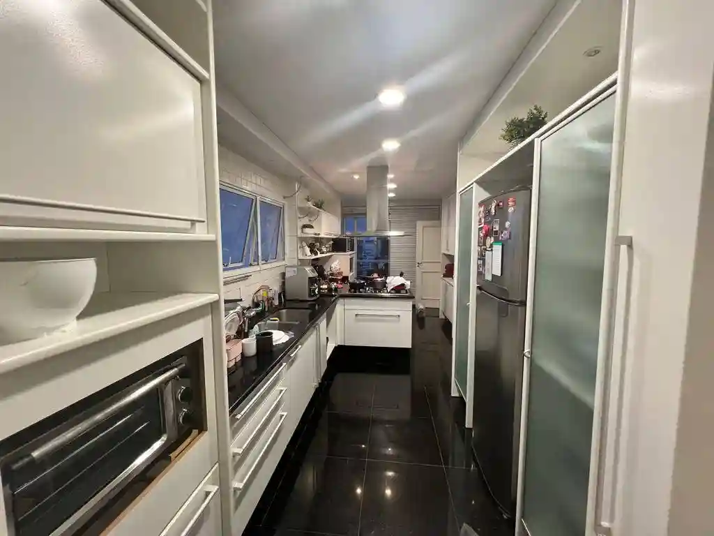 Apartamento com 4 quartos à venda, 306m² — foto 3 de 15
