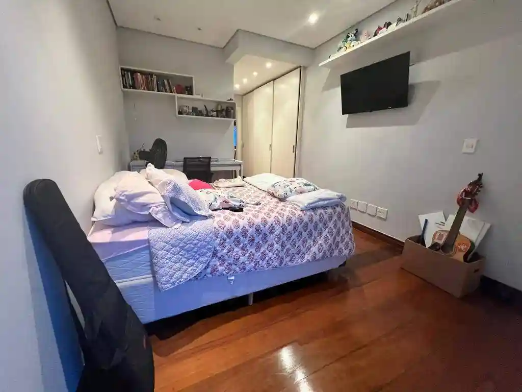 Apartamento com 4 quartos à venda, 306m² — foto 2 de 15