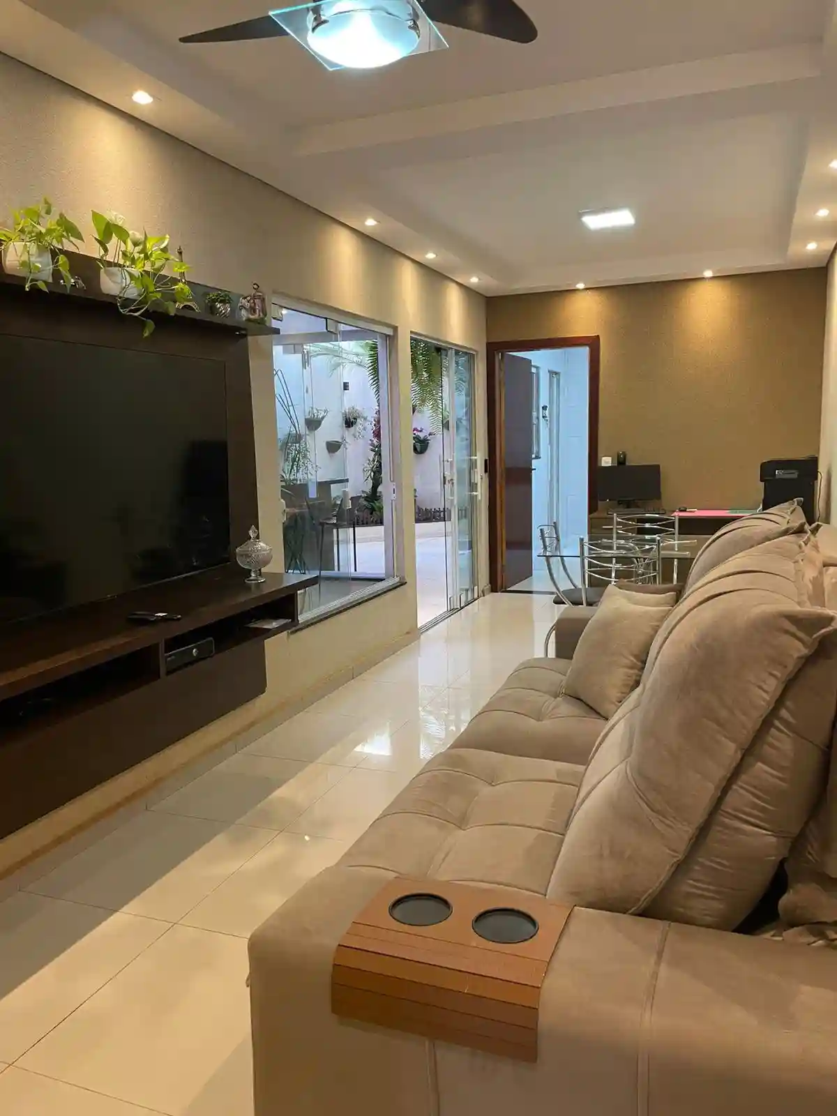 Casa de Condomínio com 3 quartos à venda, 120m² — foto 2 de 42