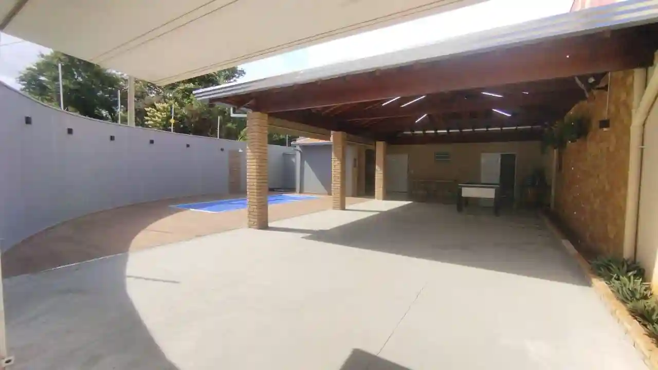 Casa Comercial com 2 quartos à venda, 242m² — foto 5 de 8