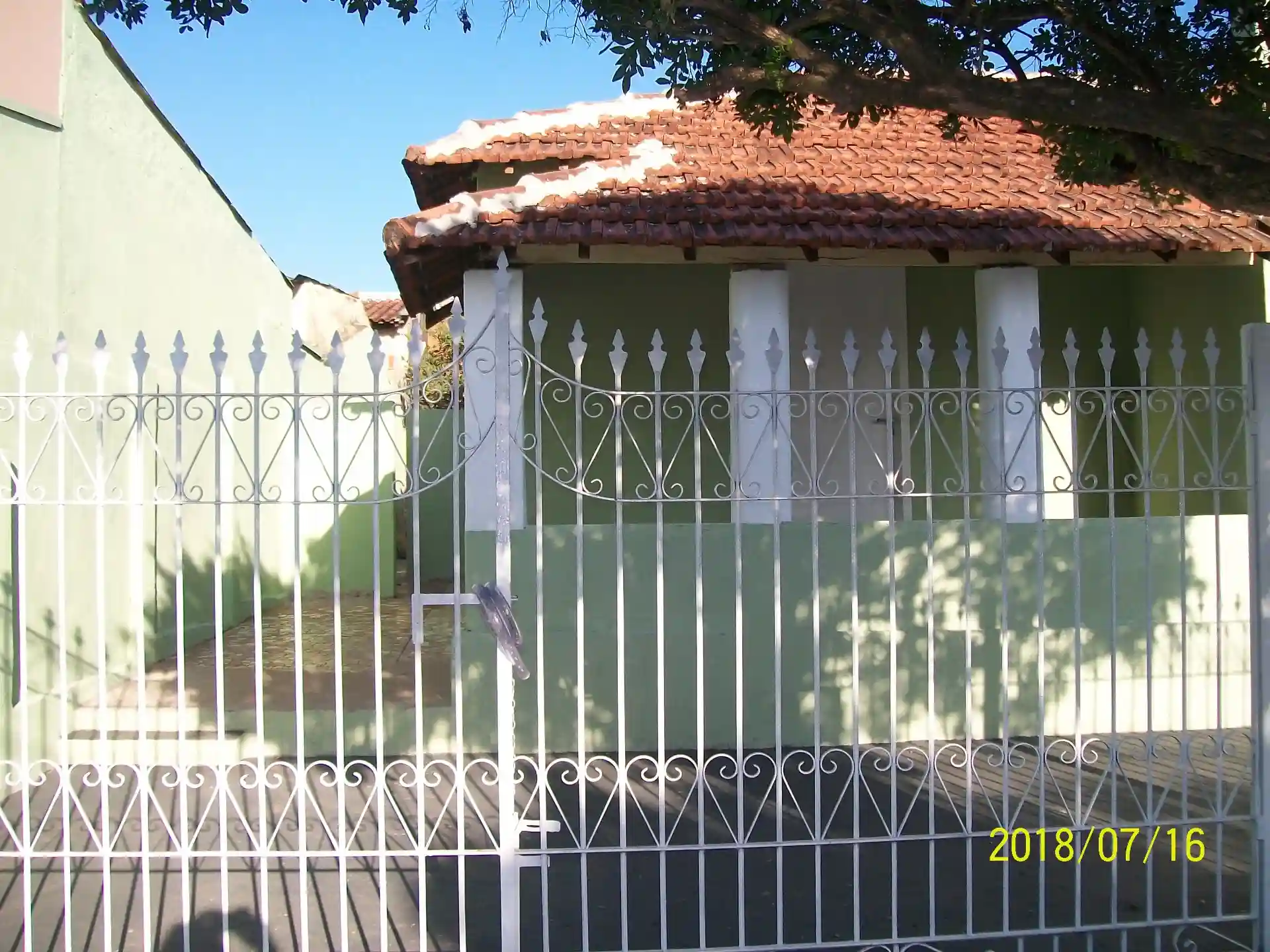 Casa com 2 quartos à venda, 77m² — foto 1 de 11
