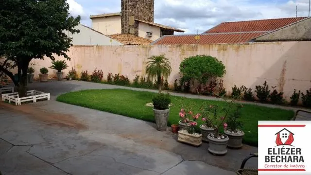 Casa à venda — foto 8 de 15