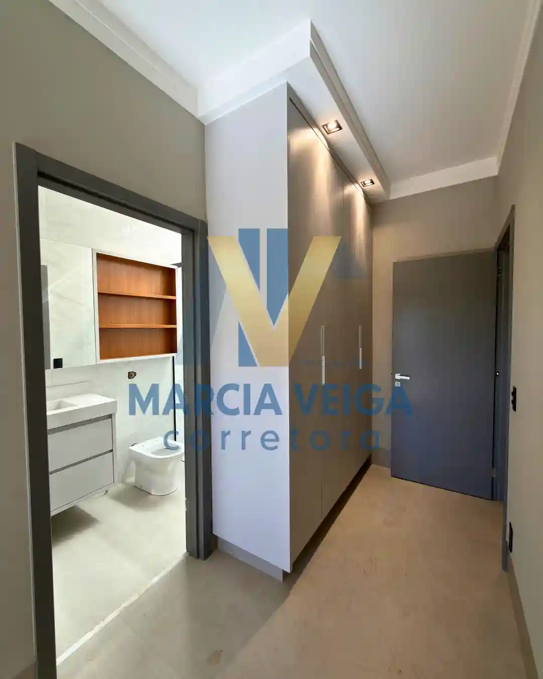 Casa de Condomínio com 4 quartos à venda, 238m² — foto 16 de 26