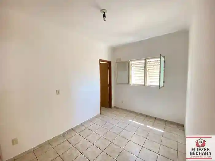 Apartamento com 2 quartos à venda, 74m² — foto 4 de 12