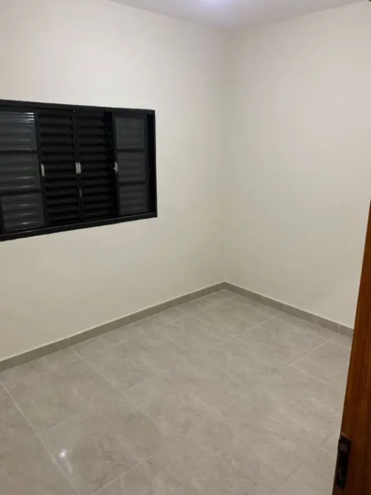 Casa à venda — foto 6 de 7