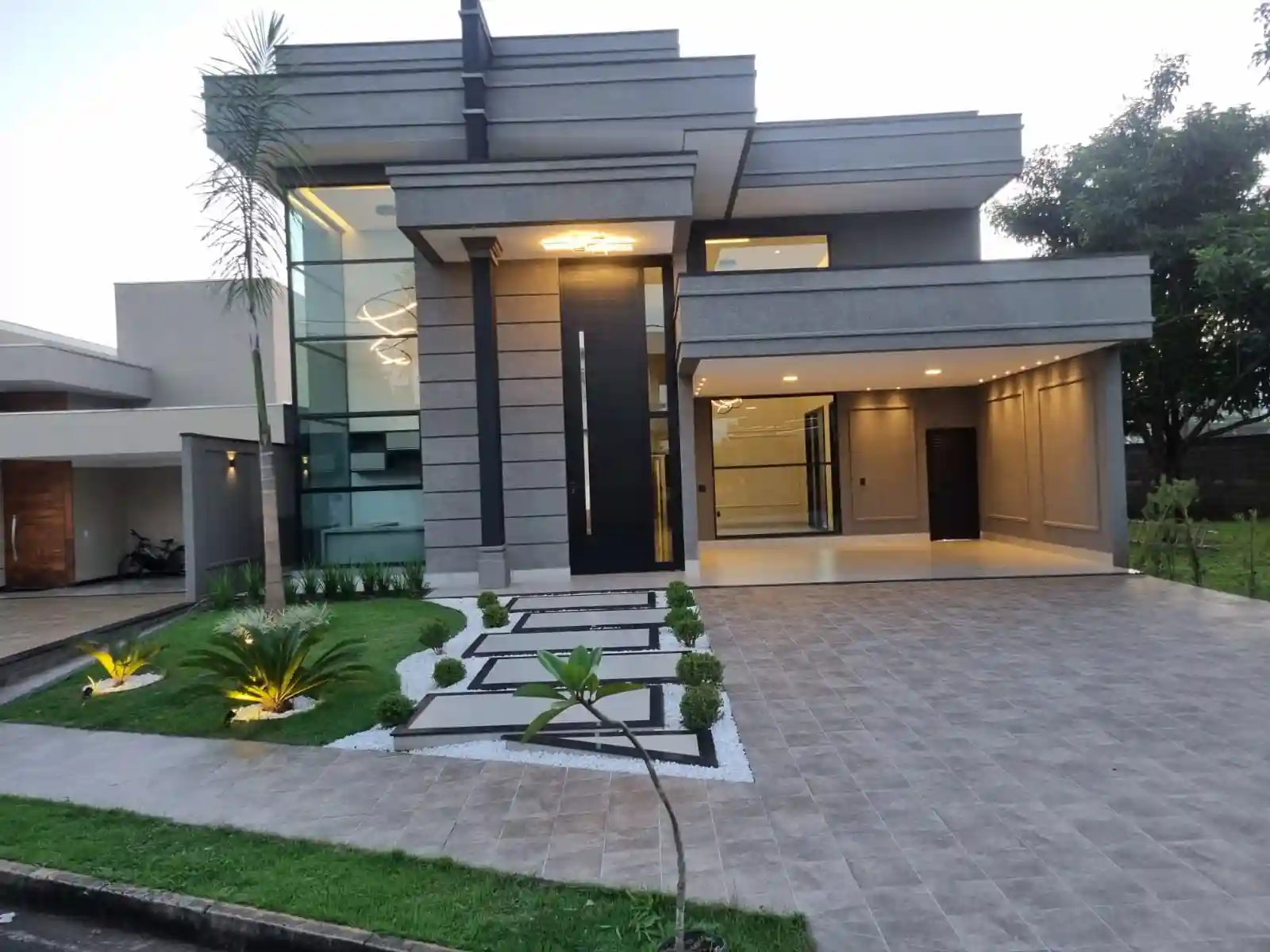 Casa de Condomínio com 3 quartos à venda, 498m² — foto 2 de 2