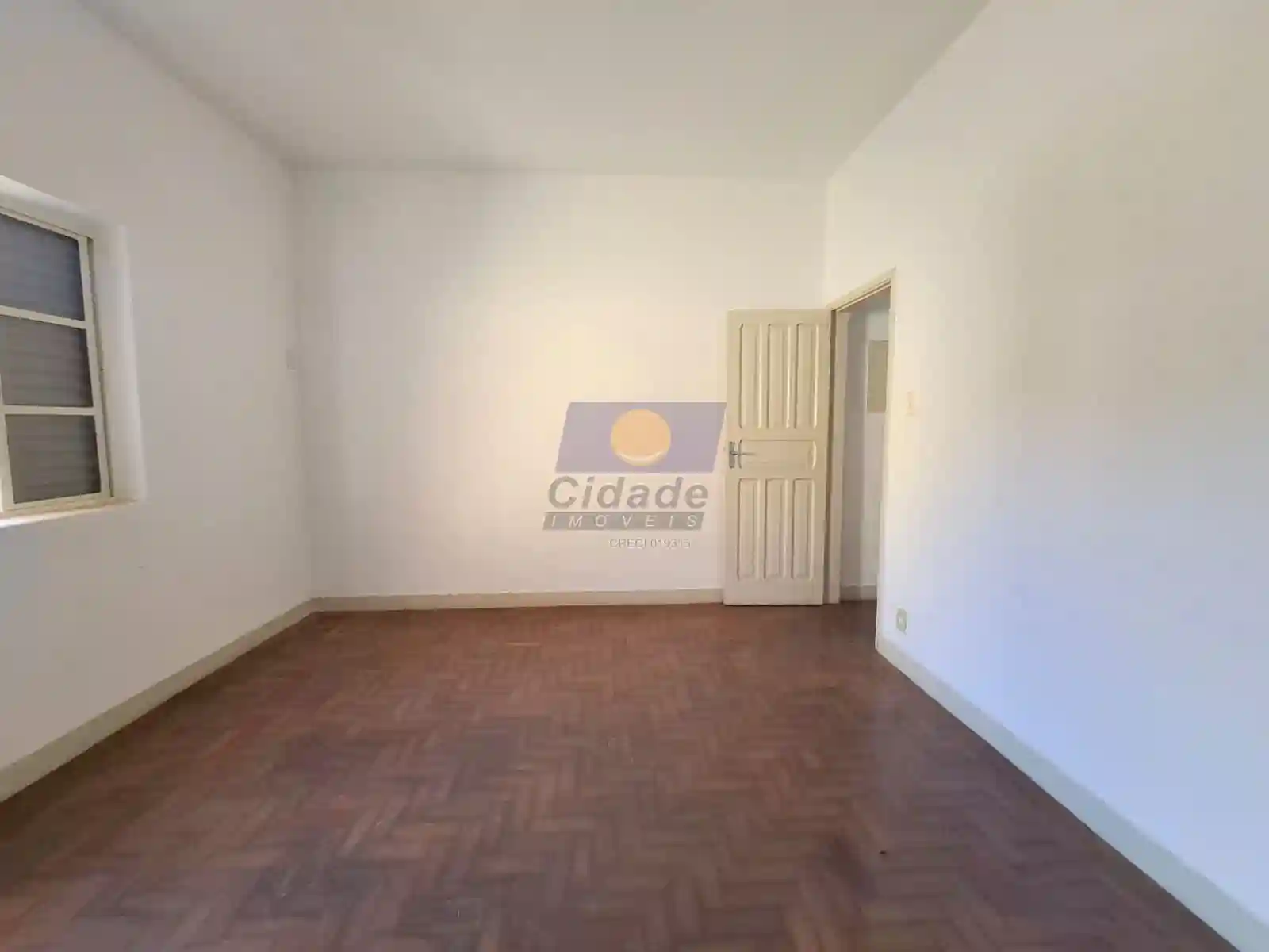 Casa com 3 quartos à venda, 484m² — foto 8 de 23