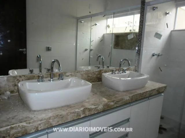 Casa de Condomínio à venda — foto 4 de 4