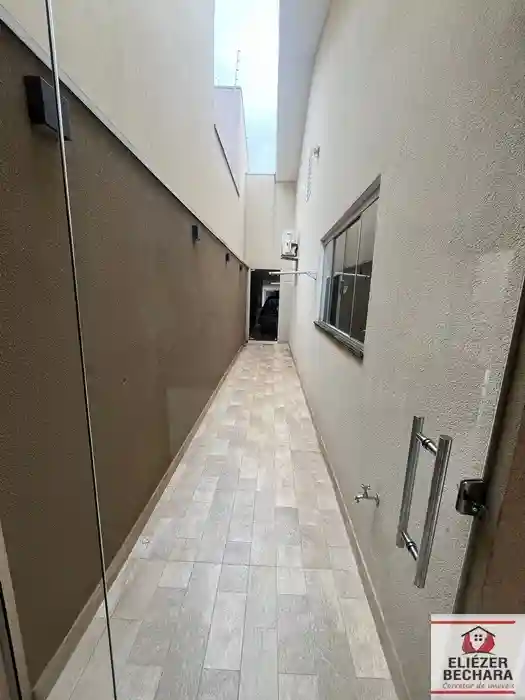 Casa com 3 quartos à venda, 180m² — foto 13 de 14