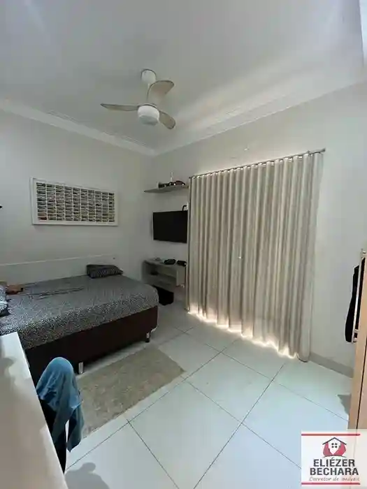 Casa com 3 quartos à venda, 180m² — foto 10 de 14