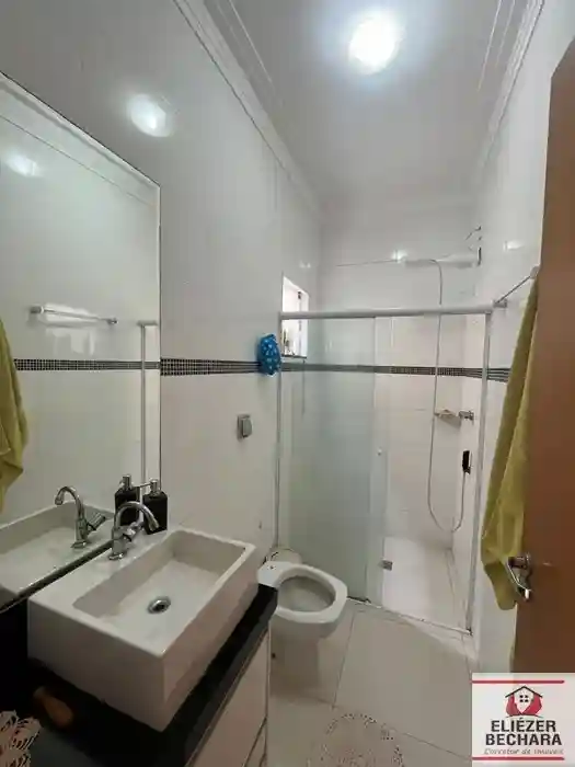 Casa com 3 quartos à venda, 180m² — foto 8 de 14