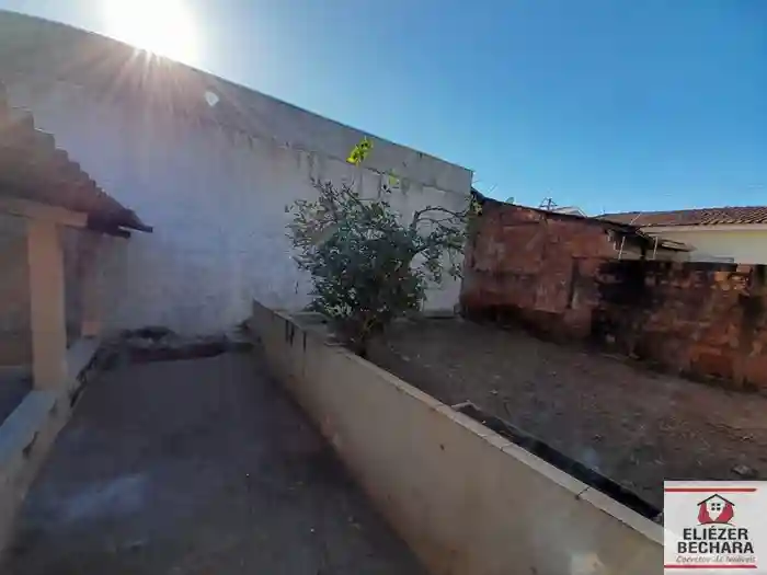 Casa com 2 quartos à venda, 80m² — foto 4 de 5
