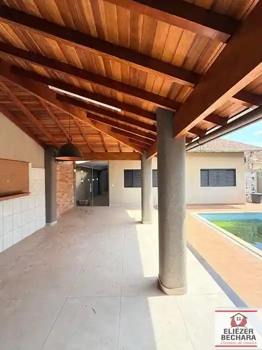 Casa com 3 quartos à venda, 230m² — foto 26 de 39