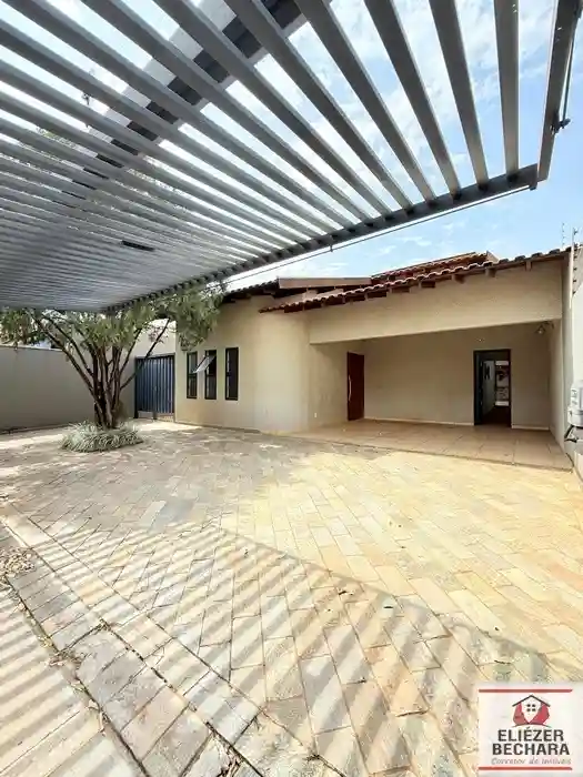 Casa com 3 quartos à venda, 230m² — foto 13 de 39