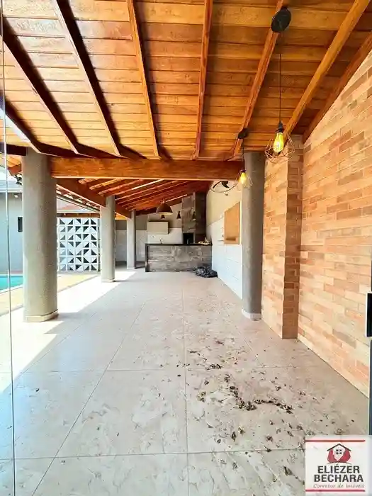 Casa com 3 quartos à venda, 230m² — foto 25 de 39