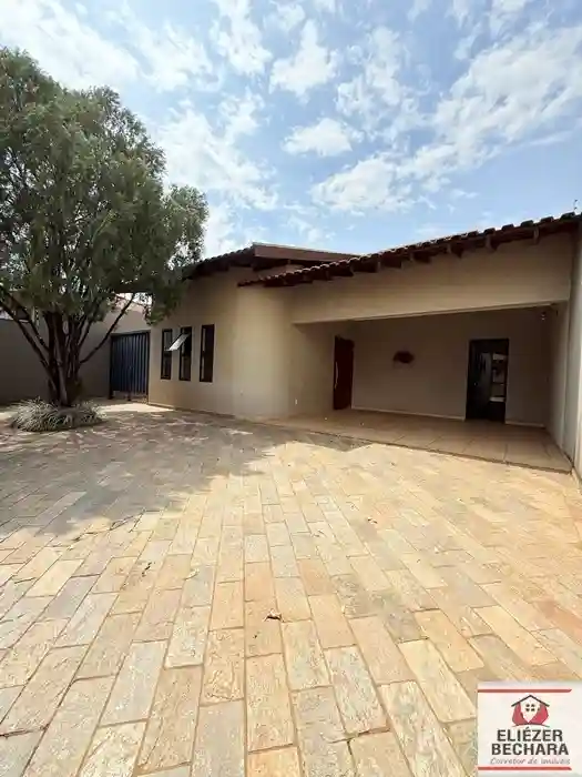 Casa com 3 quartos à venda, 230m² — foto 34 de 39