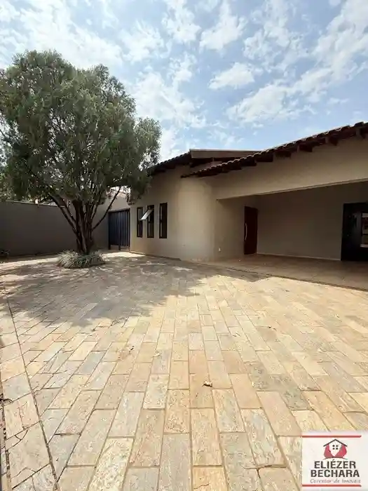 Casa com 3 quartos à venda, 230m² — foto 14 de 39