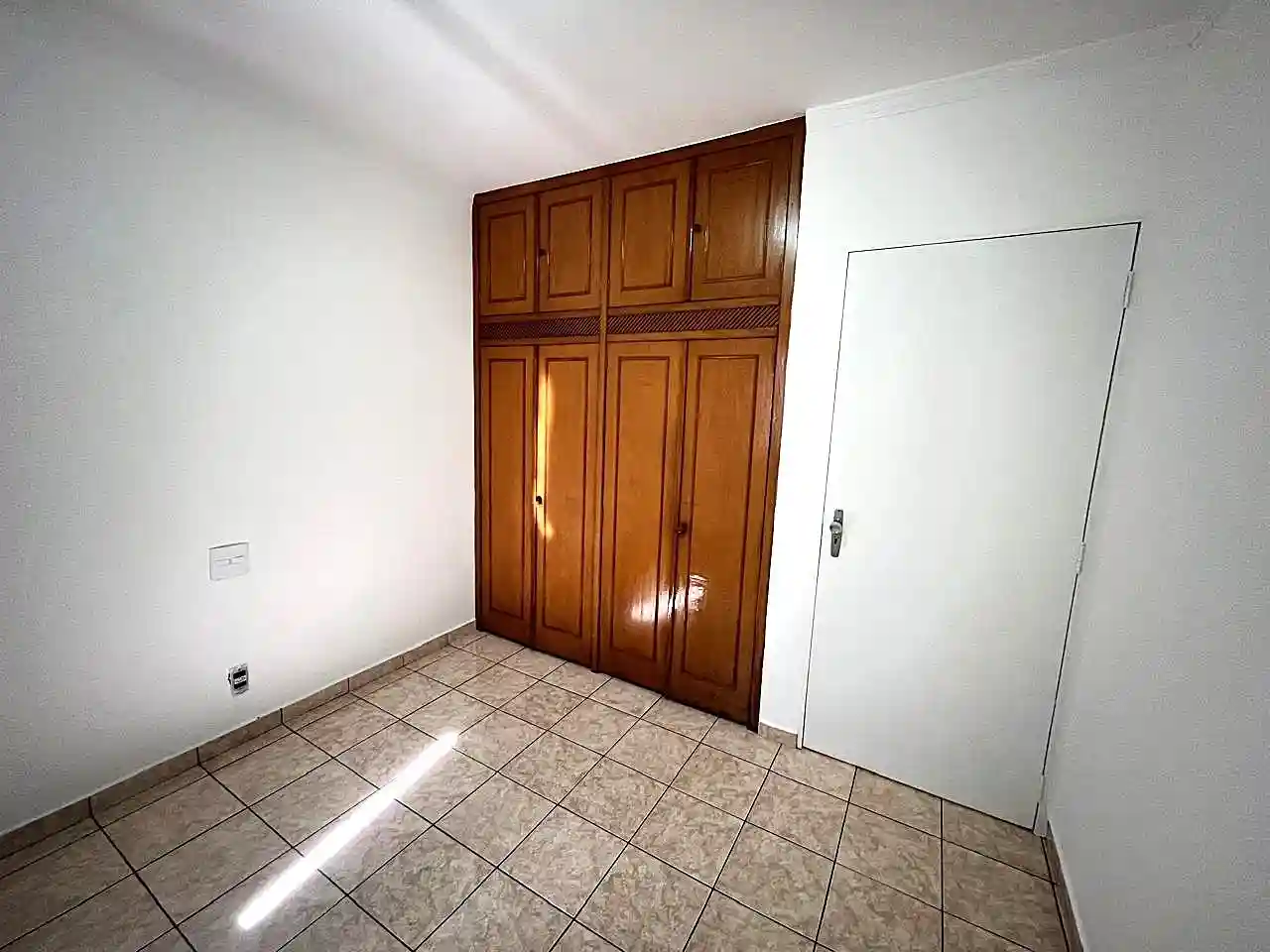 Apartamento com 3 quartos para aluguel, 120m² — foto 6 de 14
