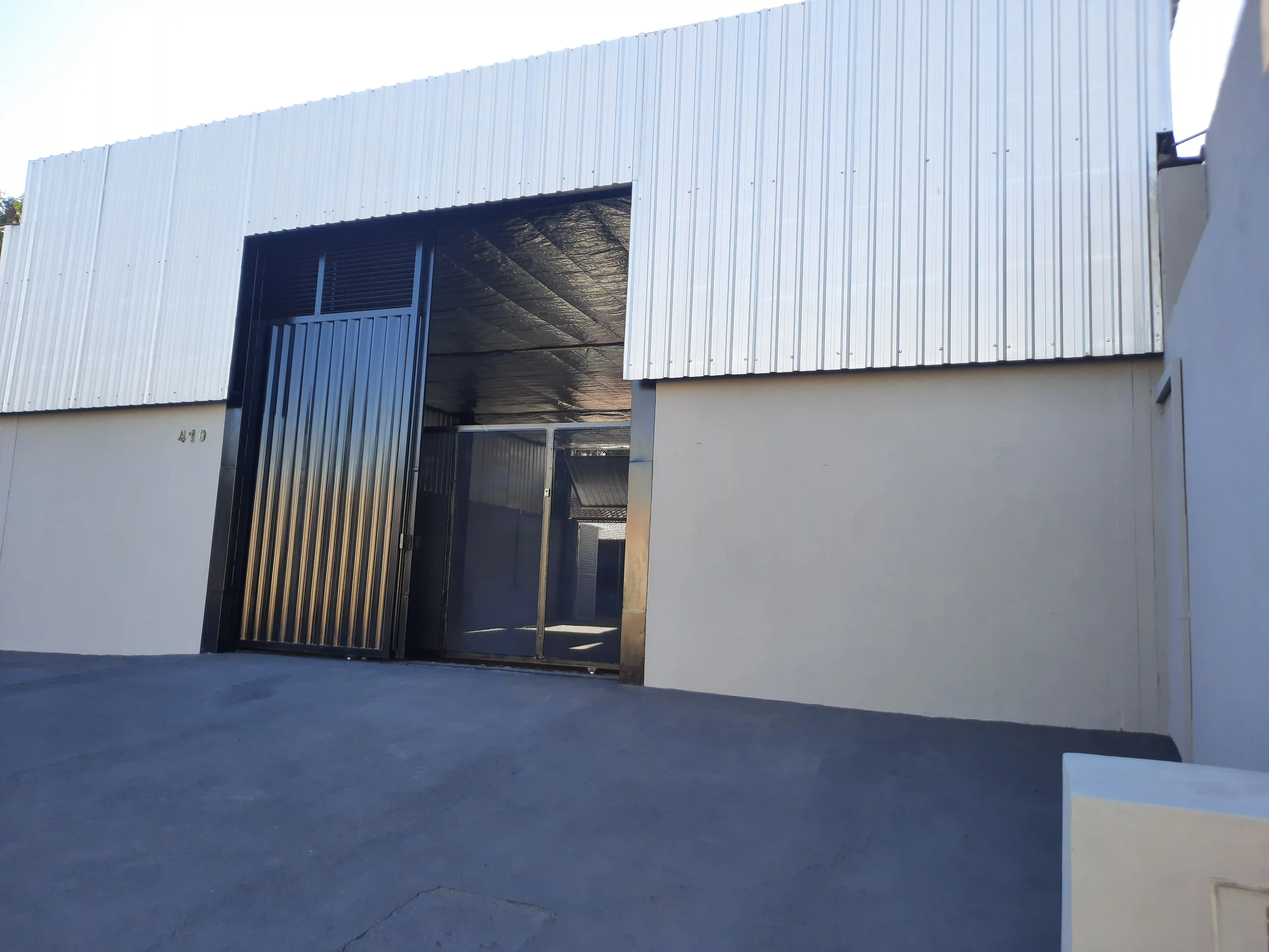 Loja / Salão / Ponto Comercial para aluguel — foto 1 de 10