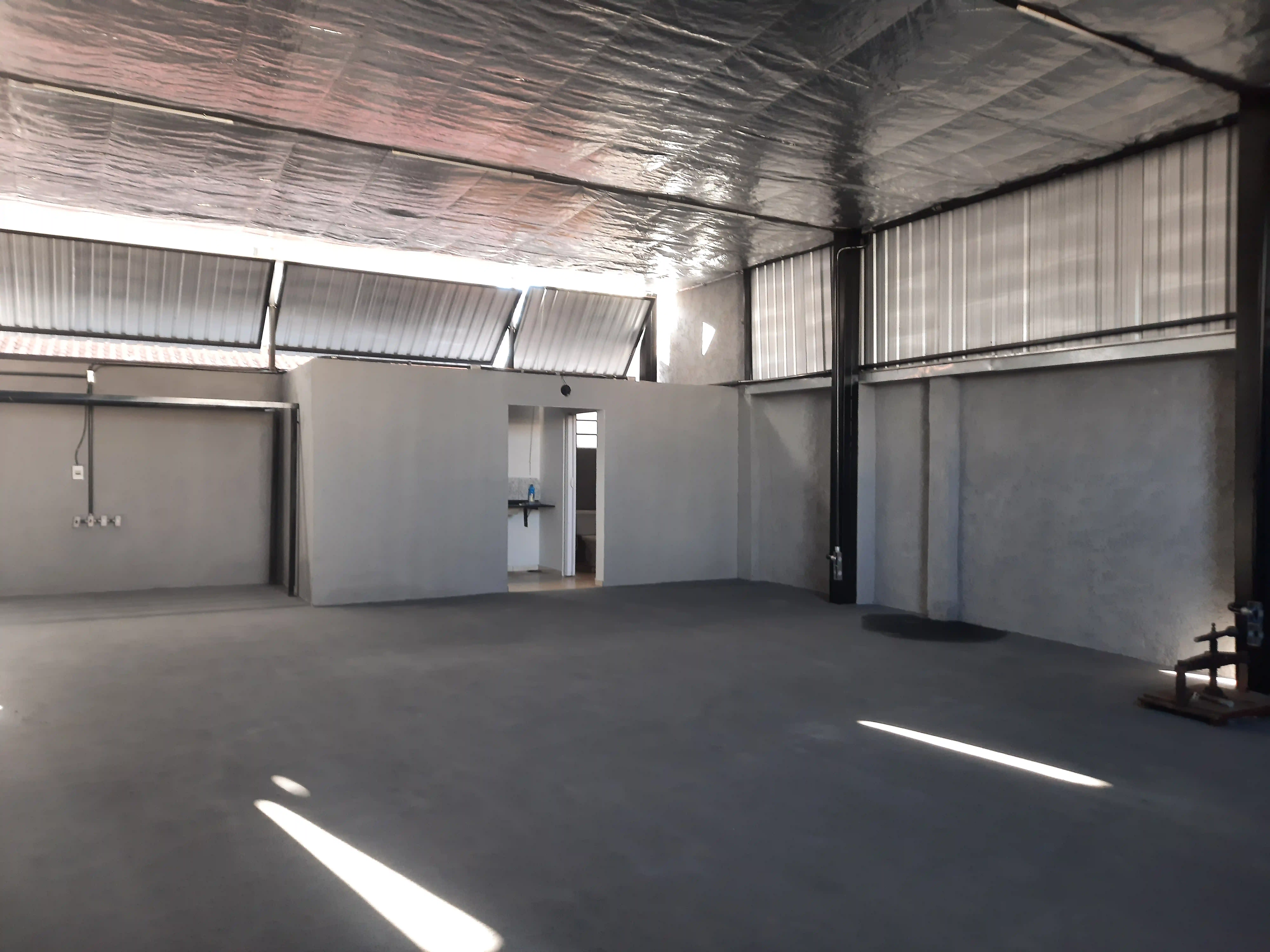 Loja / Salão / Ponto Comercial para aluguel — foto 5 de 10