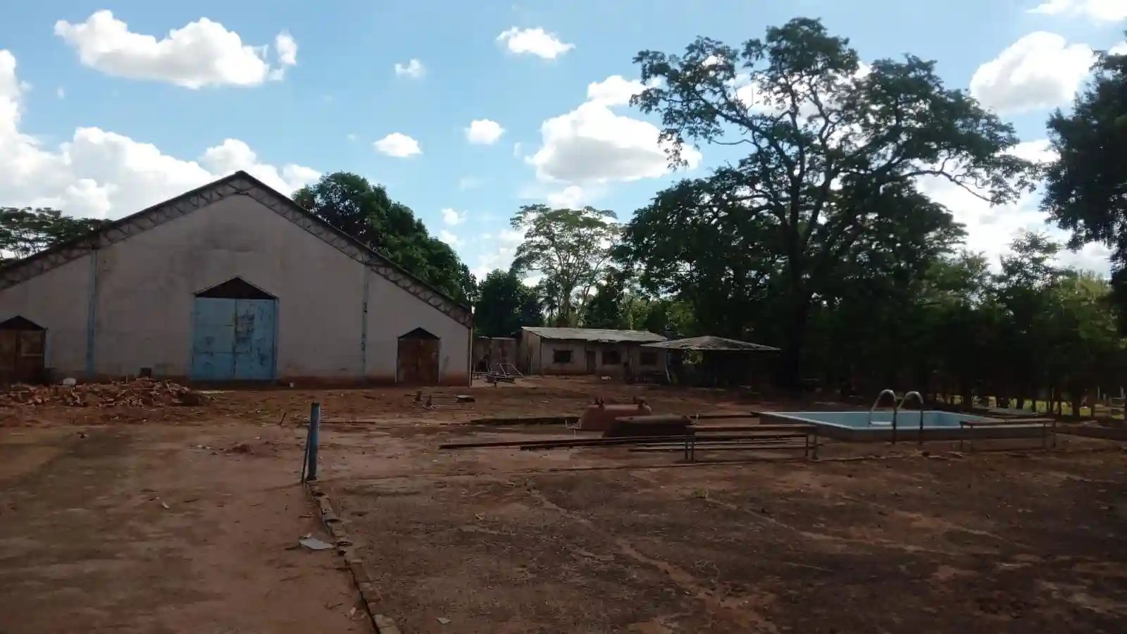 Fazenda / Sítio / Chácara com 4 quartos à venda, 6000m² — foto 2 de 13