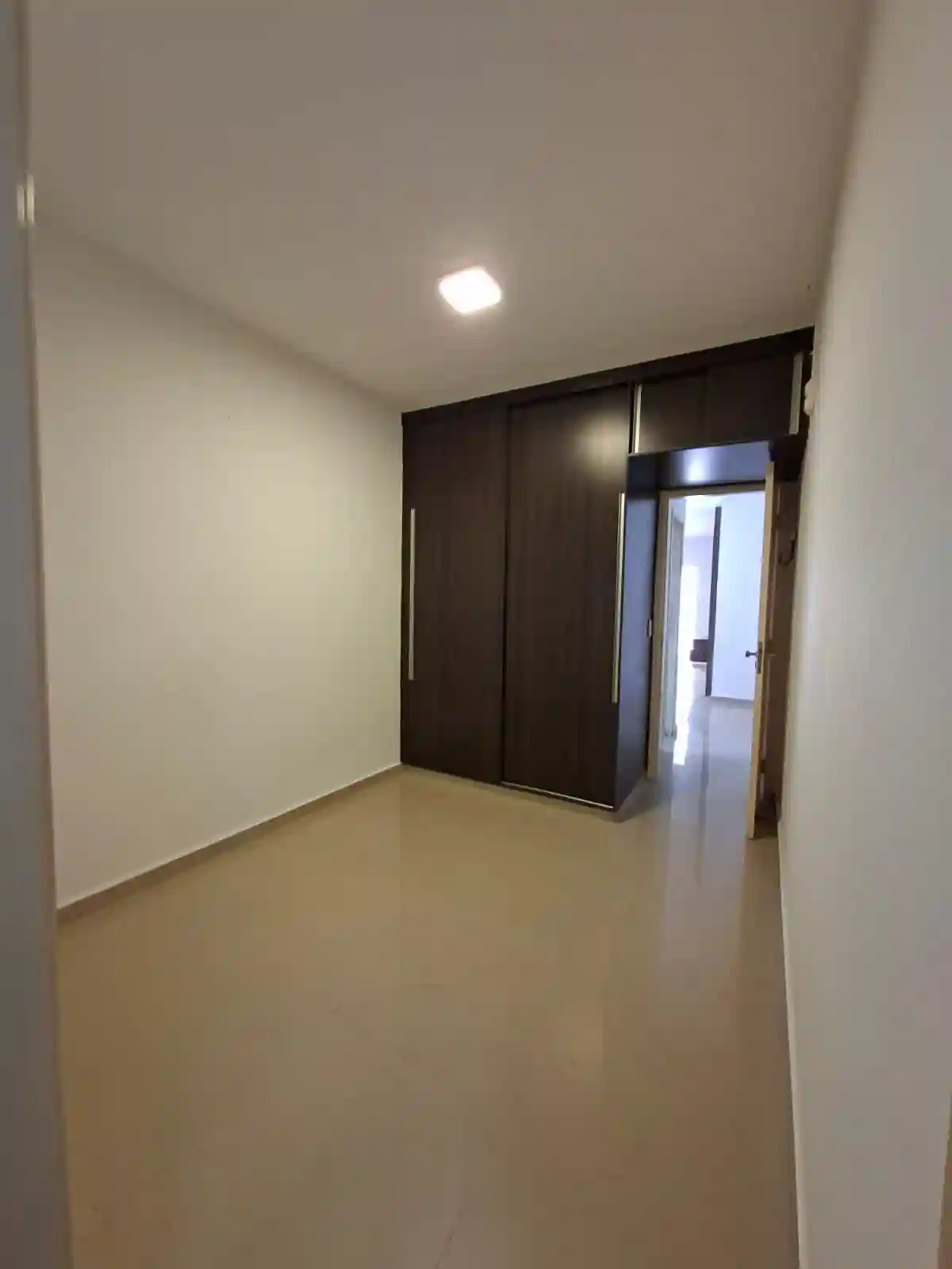 Casa de Condomínio com 3 quartos à venda, 10m² — foto 3 de 12